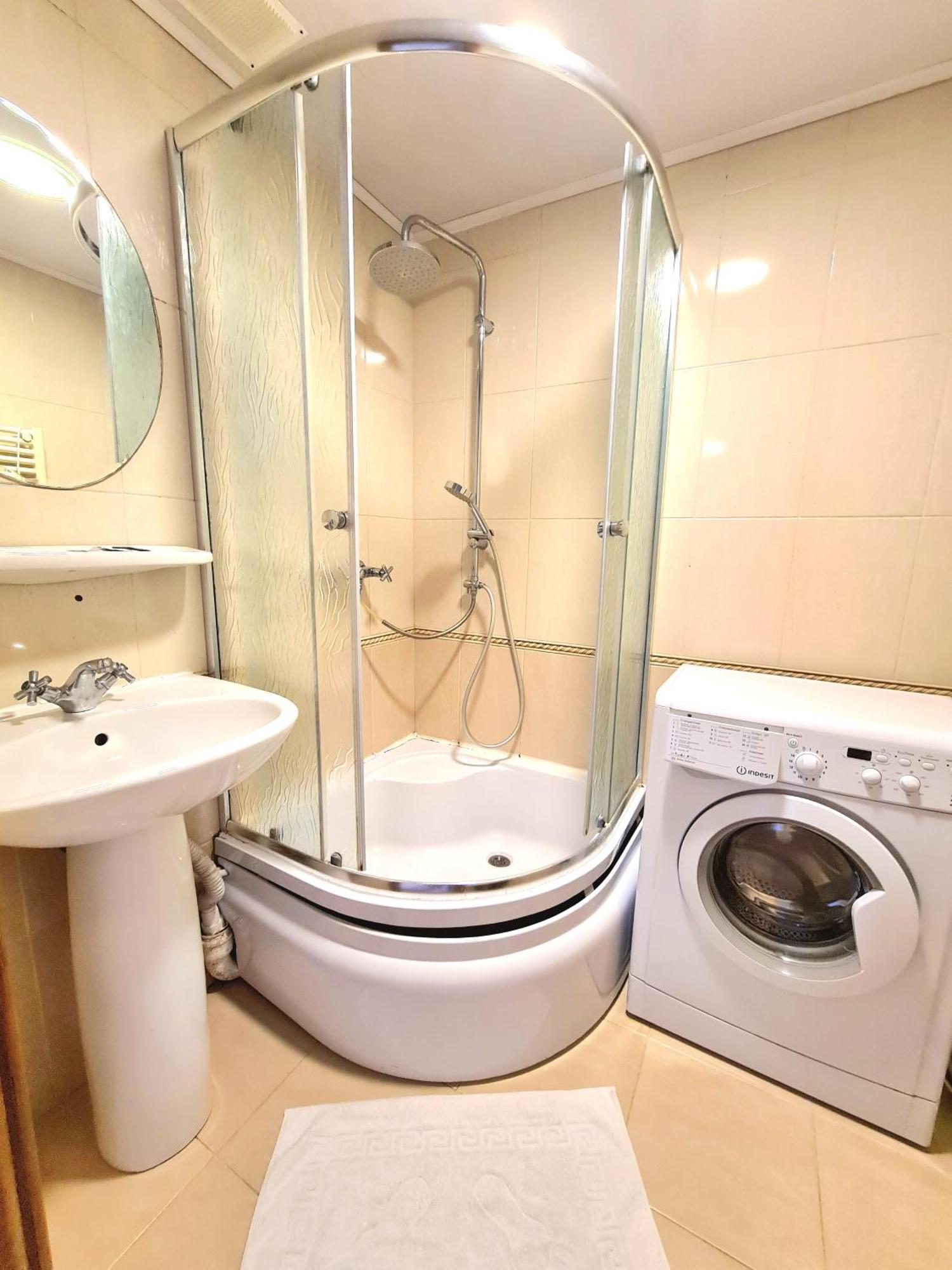 Apartament 2 Bedrooms, Botanica Chişinău Esterno foto